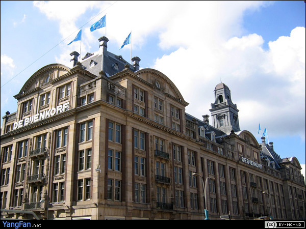 De Bijenkorf百货大楼