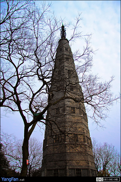 保俶塔(Baochu Pagoda)