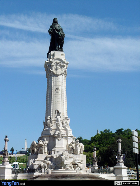 马科斯·彭伯广场(Praça Marquês de Pombal)