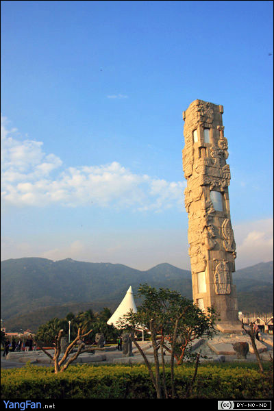 亚龙湾·图腾柱