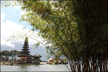 Pura Ulun Dana Bratan